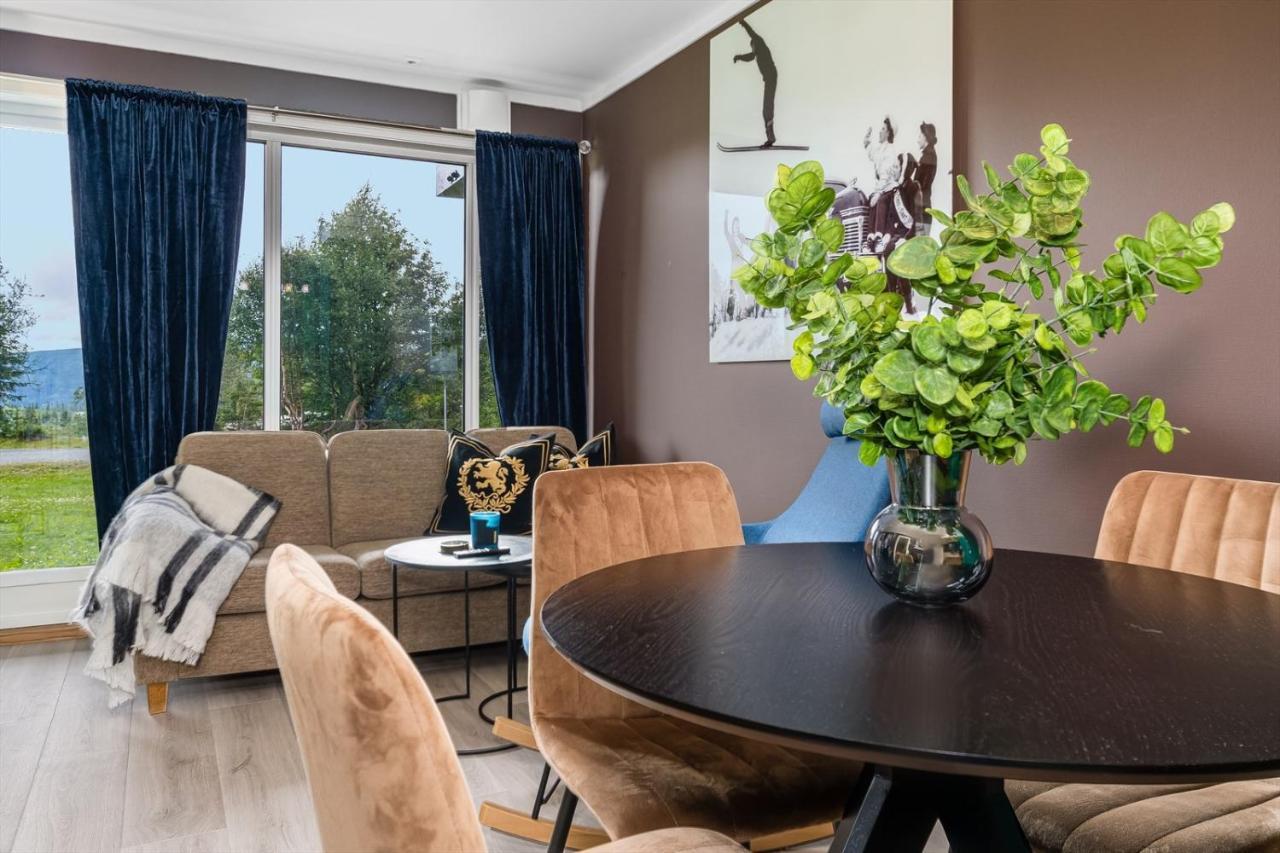 Leilighet Beitostolen Sentrum, Terrasse Og Innendors Parkering Zewnętrze zdjęcie